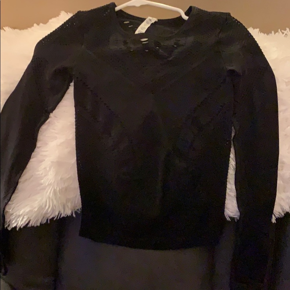 Alo black workout top